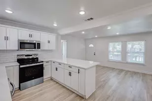 805 Crockett St, Garland, TX 75040 - Photo 14