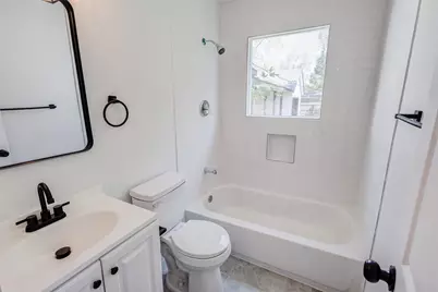 805 Crockett Street, Garland, TX 75040 - Photo 6