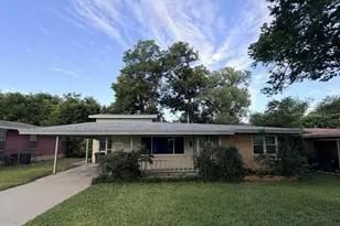 4925 Lubbock Ave, Fort Worth, TX 76115 - Photo 2