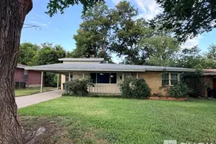 4925 Lubbock Ave, Fort Worth, TX 76115 - Photo 1