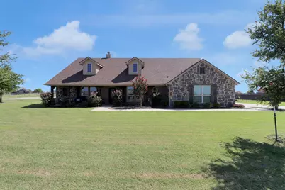 7818 Sagebrush Lane, Godley, TX 76044 - Photo 2