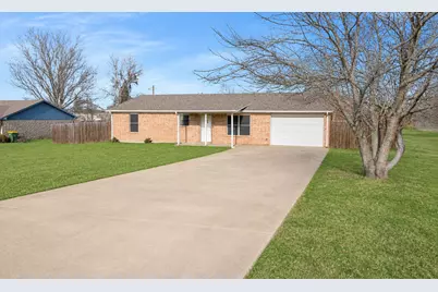 513 Ranch Road, Granbury, TX 76049 - Photo 2