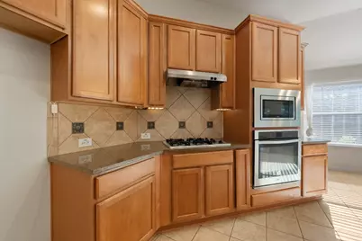 3409 Ballard Drive, Grapevine, TX 76092 - Photo 8