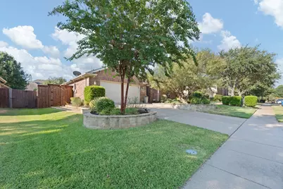 3409 Ballard Drive, Grapevine, TX 76092 - Photo 4