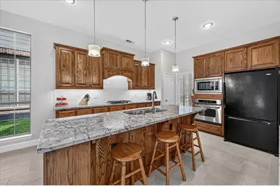 6943 Navigation Drive, Grand Prairie, TX 75054 - Photo 8