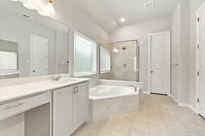 1005 Rosebay Drive, Fort Worth, TX 76247 - Photo 20