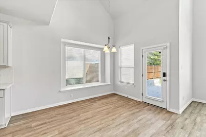 1005 Rosebay Drive, Fort Worth, TX 76247 - Photo 14