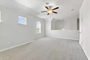 1005 Rosebay Dr, Fort Worth, TX 76247 - Photo 28