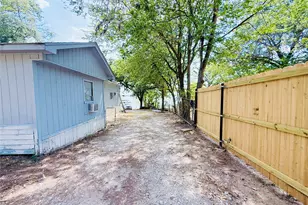 10042 Private Rd 3815, Quinlan, TX 75474 - Photo 8