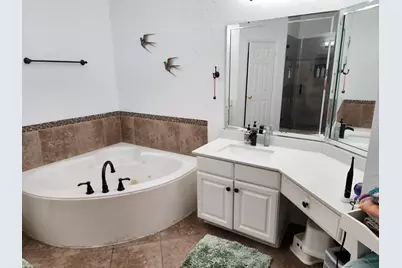 7701 Brookview Court, Irving, TX 75063 - Photo 14