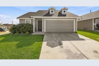 2901 Questa Street, Fort Worth, TX 76119 - Photo 1
