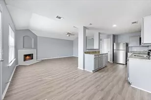 1506 Waters Edge Dr, Glenn Heights, TX 75154 - Photo 18