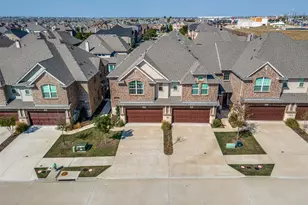 2741 Splendor Dr, Little Elm, TX 75068 - Photo 2