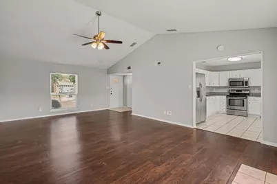 7116 Blackberry Drive, Arlington, TX 76016 - Photo 6