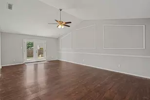 7116 Blackberry Dr, Arlington, TX 76016 - Photo 4