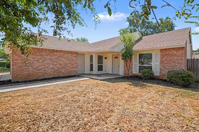 7116 Blackberry Drive, Arlington, TX 76016 - Photo 2