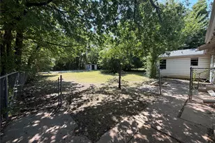 1305 N Brents Ave, Sherman, TX 75090 - Photo 6