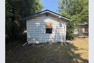 1305 N Brents Avenue, Sherman, TX 75090 - Photo 8