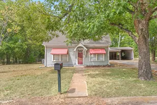 909 N Naid St, Grand Saline, TX 75140 - Photo 2