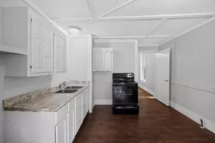 514 W 6th St, Bonham, TX 75418 - Photo 22