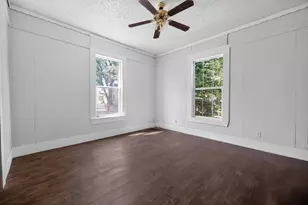 514 W 6th St, Bonham, TX 75418 - Photo 18