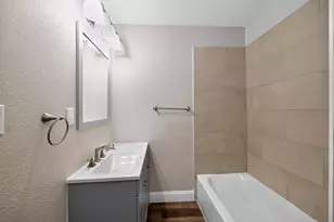 514 W 6th St, Bonham, TX 75418 - Photo 14