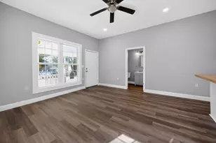 514 W 6th St, Bonham, TX 75418 - Photo 4