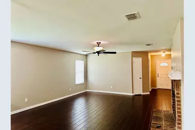 8021 Stowe Springs Lane, Arlington, TX 76002 - Photo 2