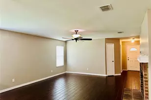 8021 Stowe Springs Ln, Arlington, TX 76002 - Photo 2