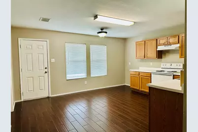 8021 Stowe Springs Lane, Arlington, TX 76002 - Photo 4
