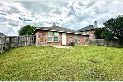 8021 Stowe Springs Lane, Arlington, TX 76002 - Photo 12