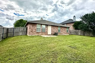 8021 Stowe Springs Ln, Arlington, TX 76002 - Photo 12