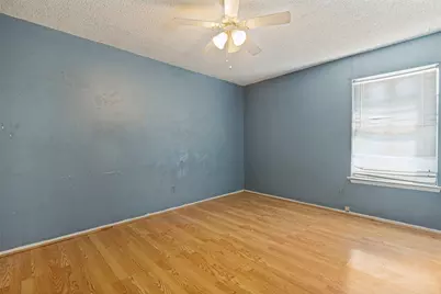 404 Yellow Jacket Drive, Ferris, TX 75125 - Photo 6