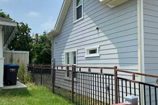 1424 Bessie St, Fort Worth, TX 76104 - Photo 2
