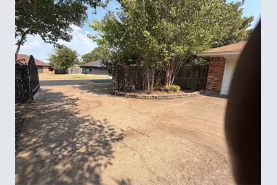 209 Porter Court, Crowley, TX 76036 - Photo 30