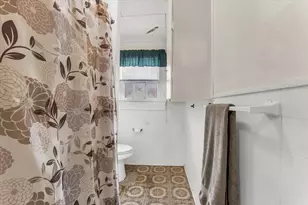 147 Illinois Ave, China Spring, TX 76633 - Photo 6