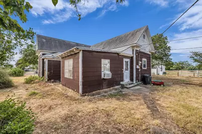 147 Illinois Avenue, China Spring, TX 76633 - Photo 18