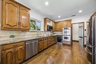 5905 Indian Hills Dr, Garland, TX 75044 - Photo 6