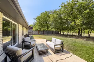 1300 Greenbriar St, Denton, TX 76201 - Photo 18