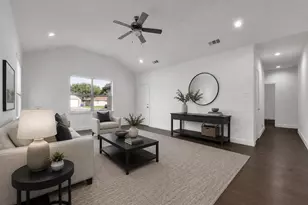 4902 Rimwood Dr, Balch Springs, TX 75180 - Photo 2