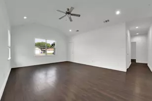 4902 Rimwood Dr, Balch Springs, TX 75180 - Photo 6