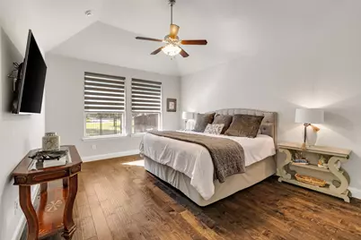 404 Lake Livingston Trail, McKinney, TX 75071 - Photo 14