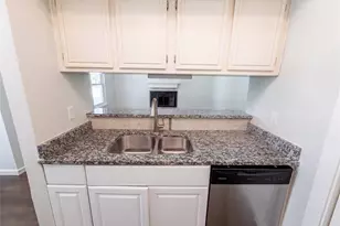 108 Marvin Gardens, Waxahachie, TX 75165 - Photo 4
