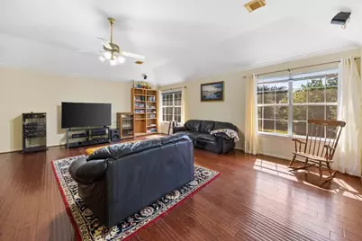 2400 Silverthorne Court, Highland Village, TX 75077 - Photo 12