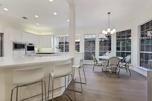 8607 Cherry Hill Dr, Dallas, TX 75243 - Photo 14
