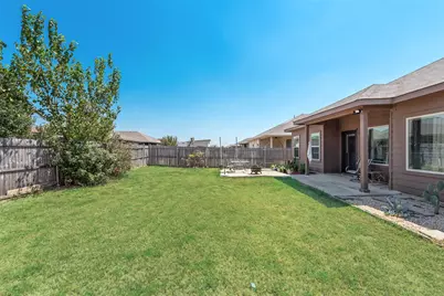 1045 Doe Meadow Drive, Fort Worth, TX 76028 - Photo 28