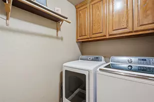 201 N Casey Ct, Springtown, TX 76082 - Photo 18