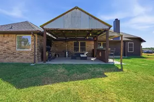 201 N Casey Ct, Springtown, TX 76082 - Photo 24