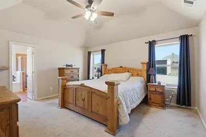 201 N Casey Court, Springtown, TX 76082 - Photo 14