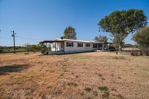 1453 Joyce Rd, Kaufman, TX 75142 - Photo 2